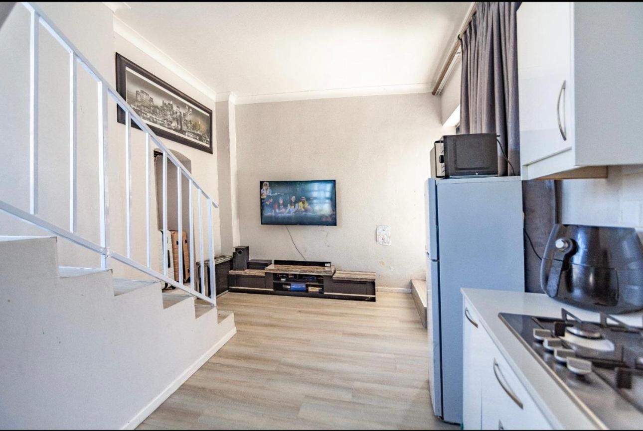 House 72 Hotel Fokváros Kültér fotó